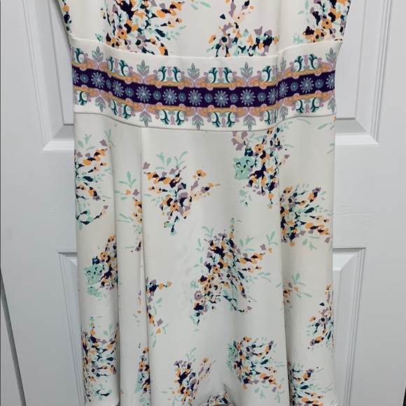 New York & Company Eva Mendes White Sleeveless Dress - Picture 3 of 6